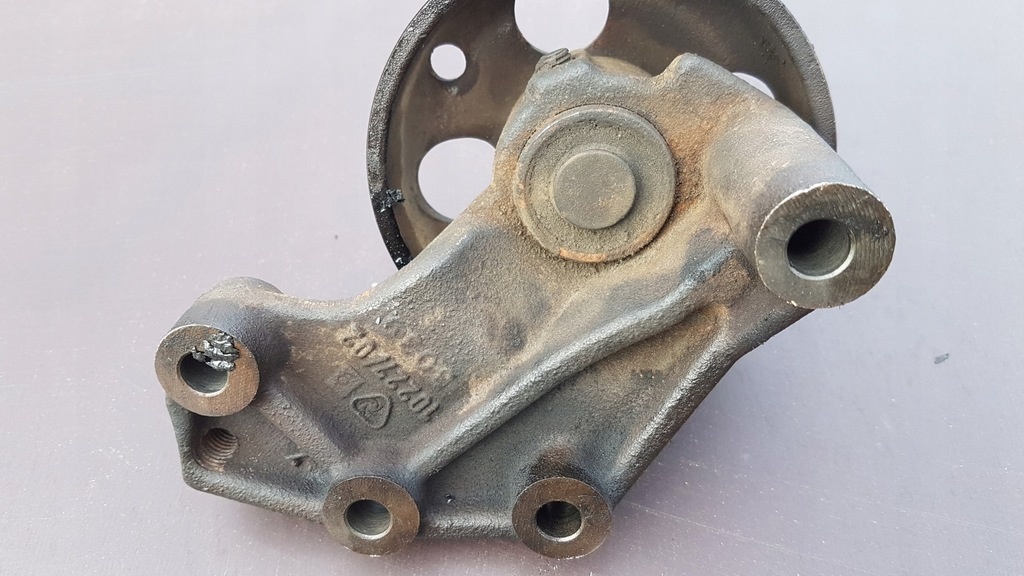 Koupím držák vrtule pro Jeep Cherokee KJ 2.8 CRD - 2