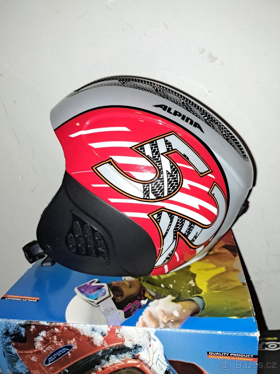 Dětskou lyžařskou helmu - 2