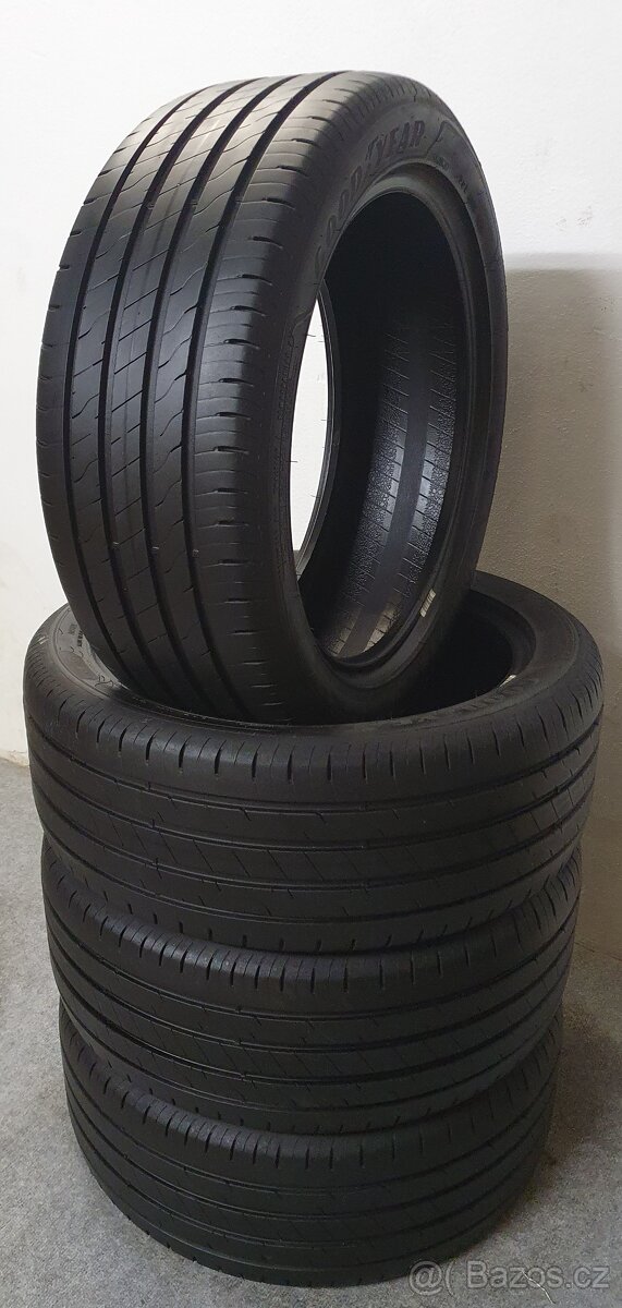 4x -- 225/45 R17 Letní pneu Goodyear EfficientGrip - 2
