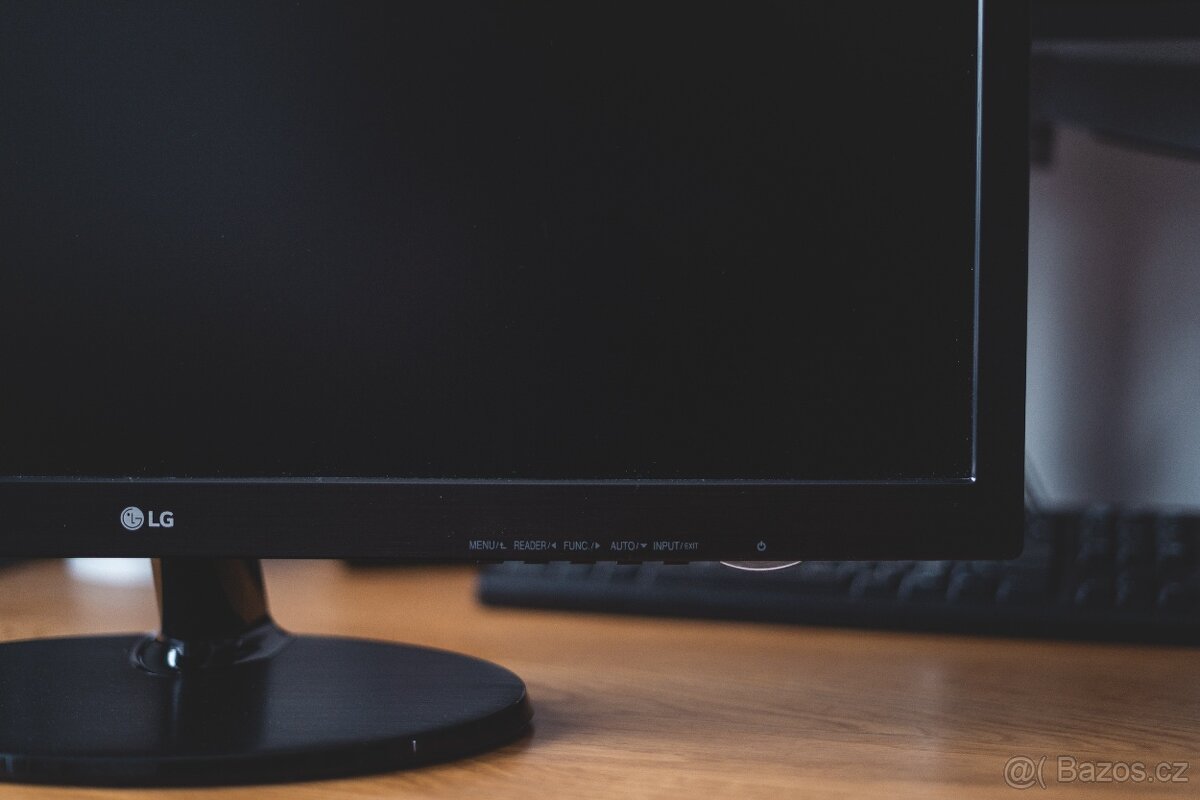 Monitor LG 27 palců - 2