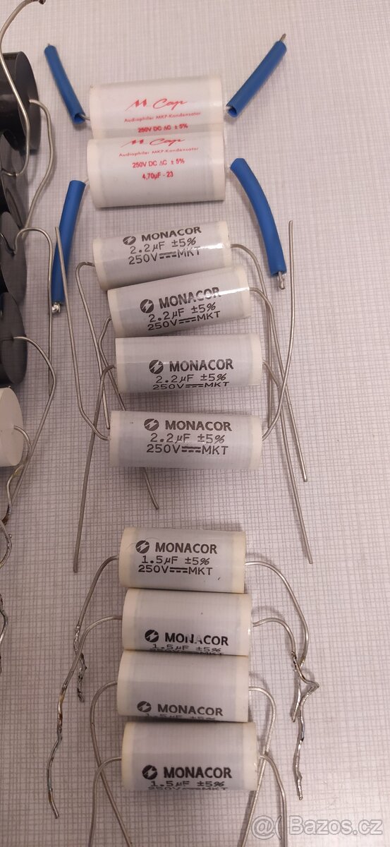 Kondenzatory Monacor - 2