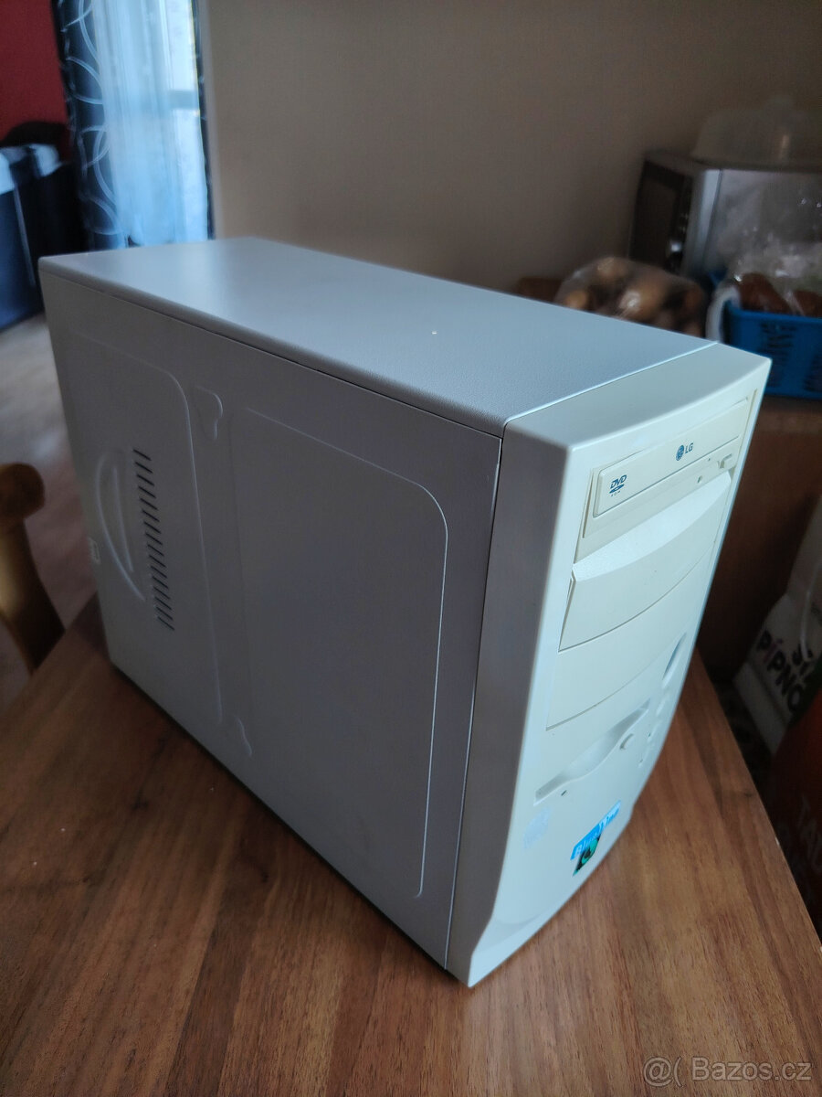 pc retrobedna Pentium III - 2