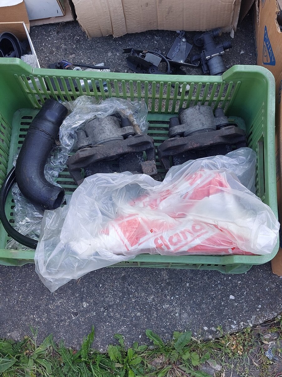 BMW E39 530d Díly z vozu za cenu turba - 2