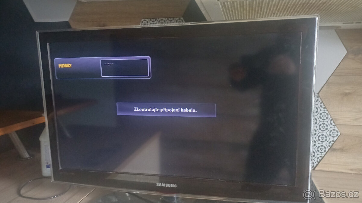 Samsung UE32C4000 , 82 cm, LED - 2