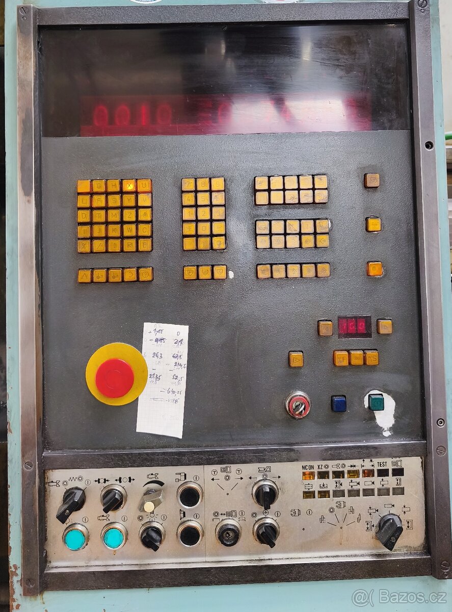 SPT32 horizontální soustruh - 2