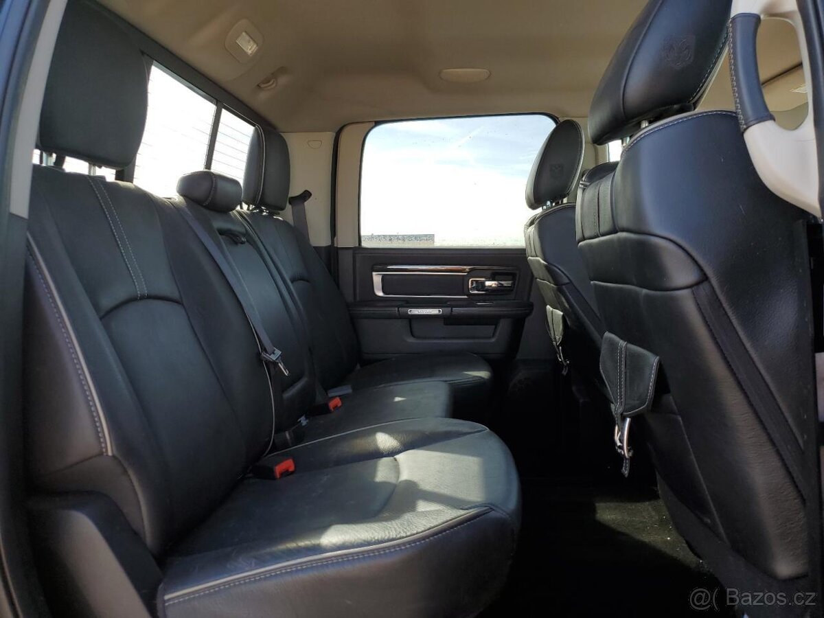 Dodge RAM 4gen Limited interiér - 2