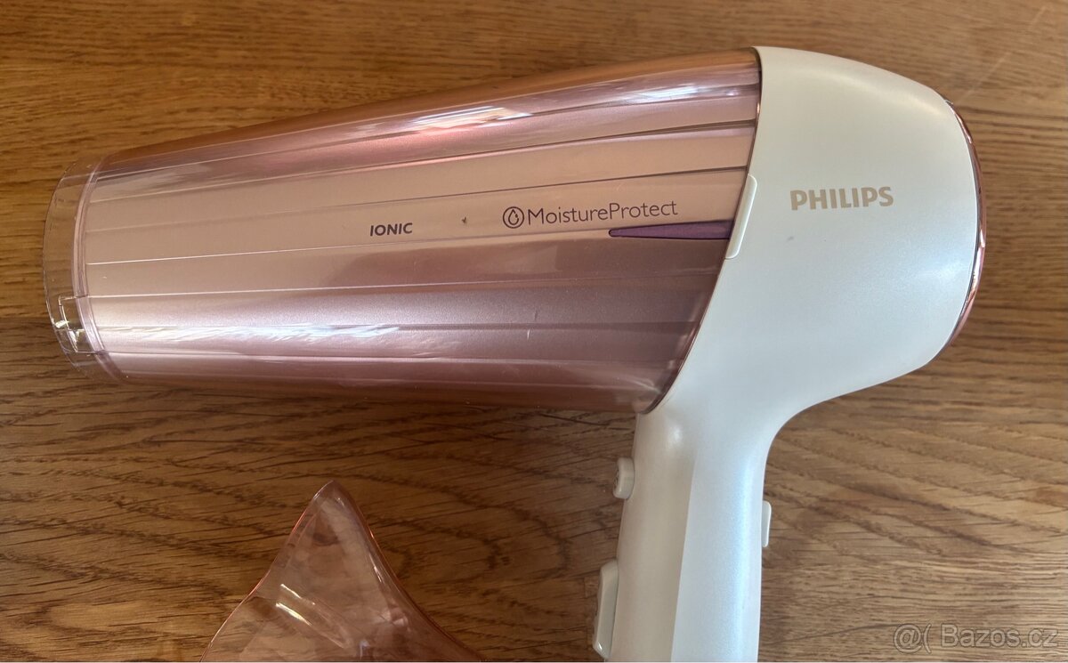Prodám fén Philips MoistureProtect + příslušenství - 2