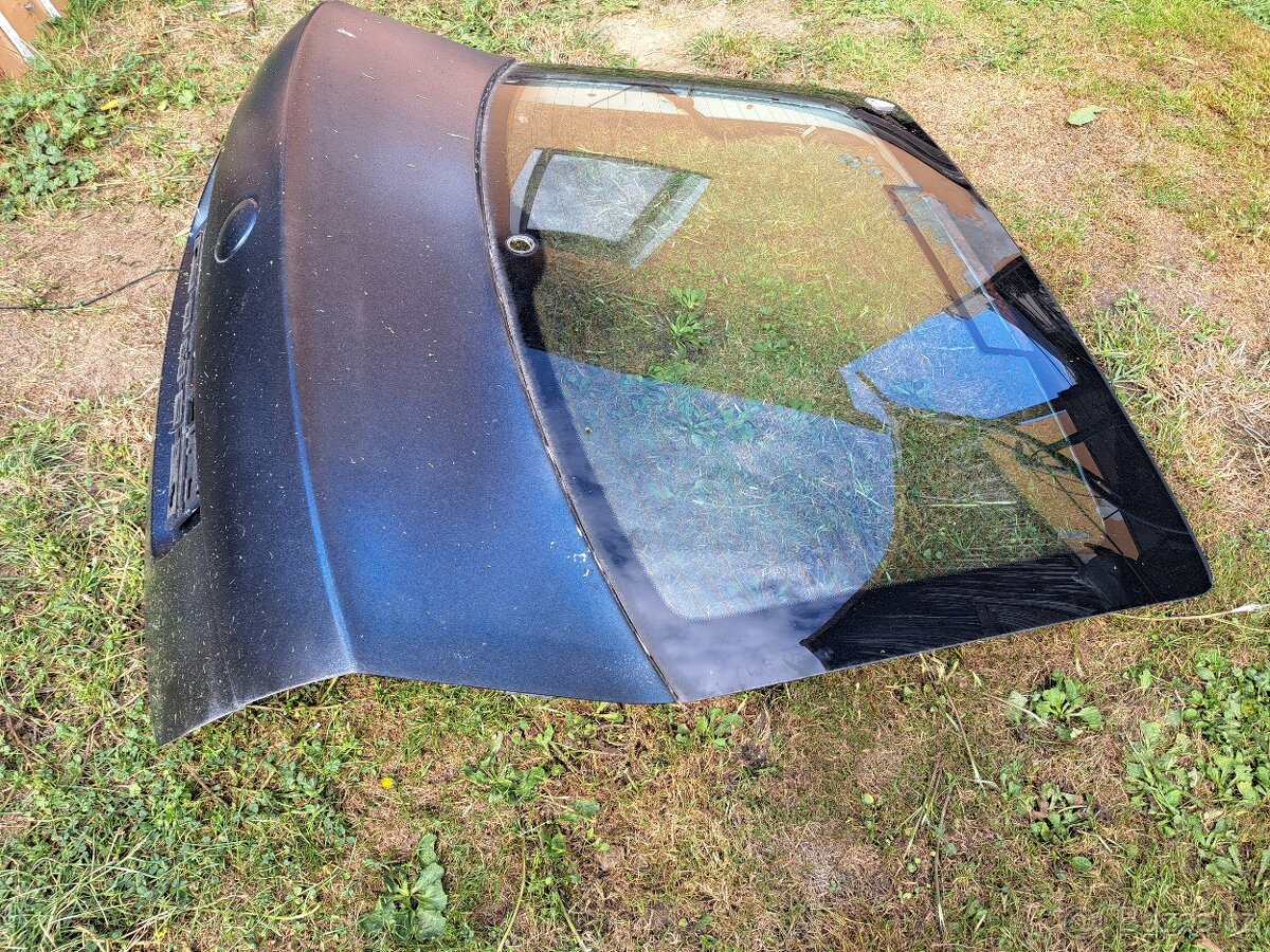 Páté dveře octavia 2 sedan - 2