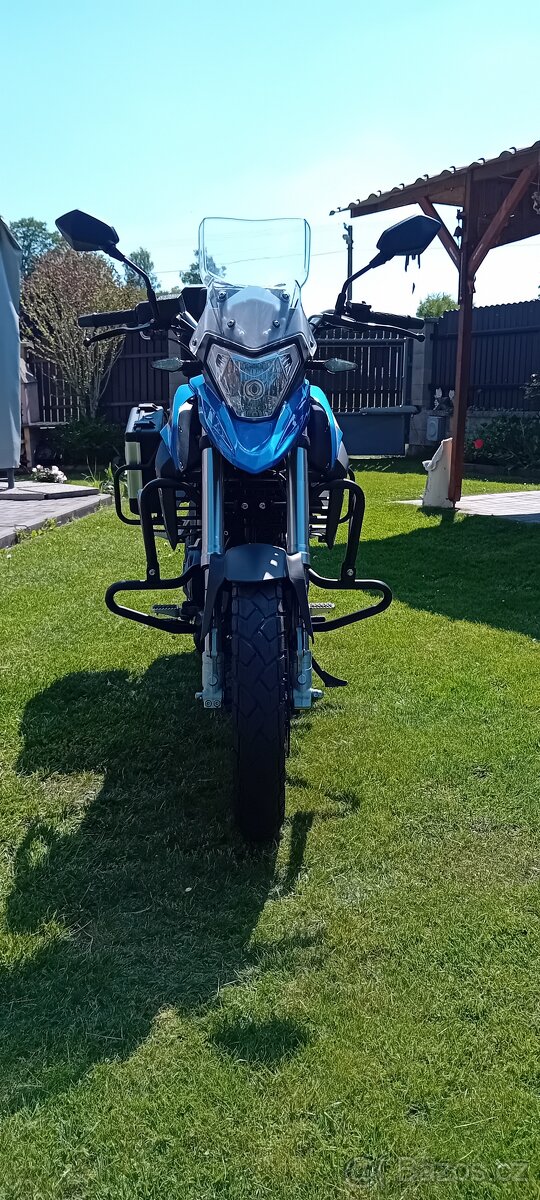 Yuki 125xtr