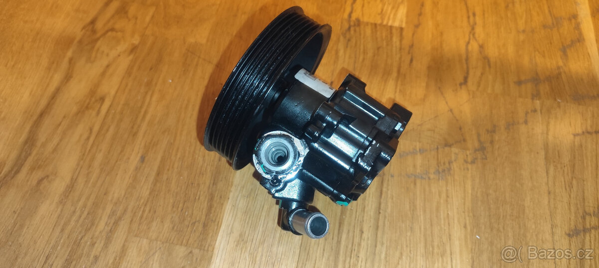 Servo čerpadlo pro posilovač řízení Audi A4 - 8E0145153J - 2