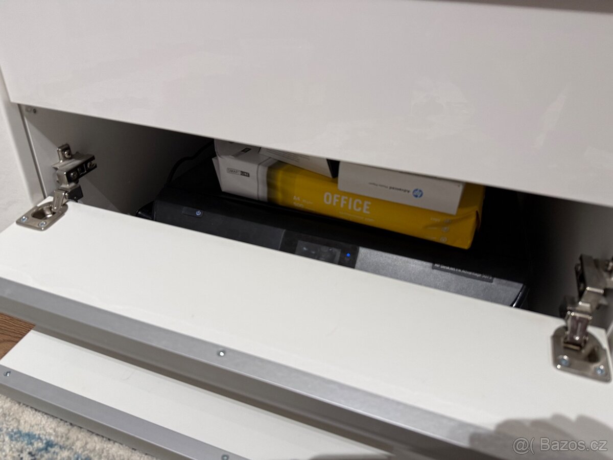 TV stolek IKEA Besta Burs - 2