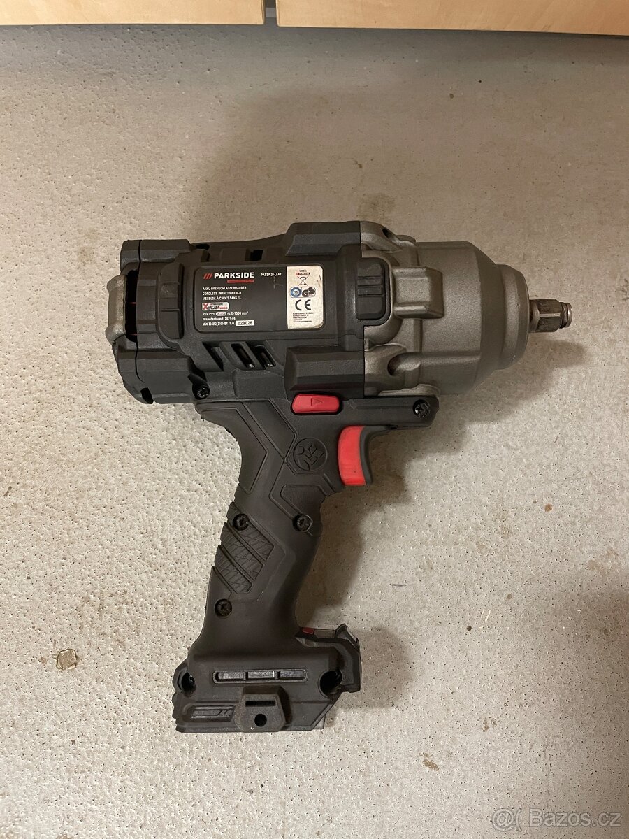 Aku rázový utahovák Parkside Performance - 2