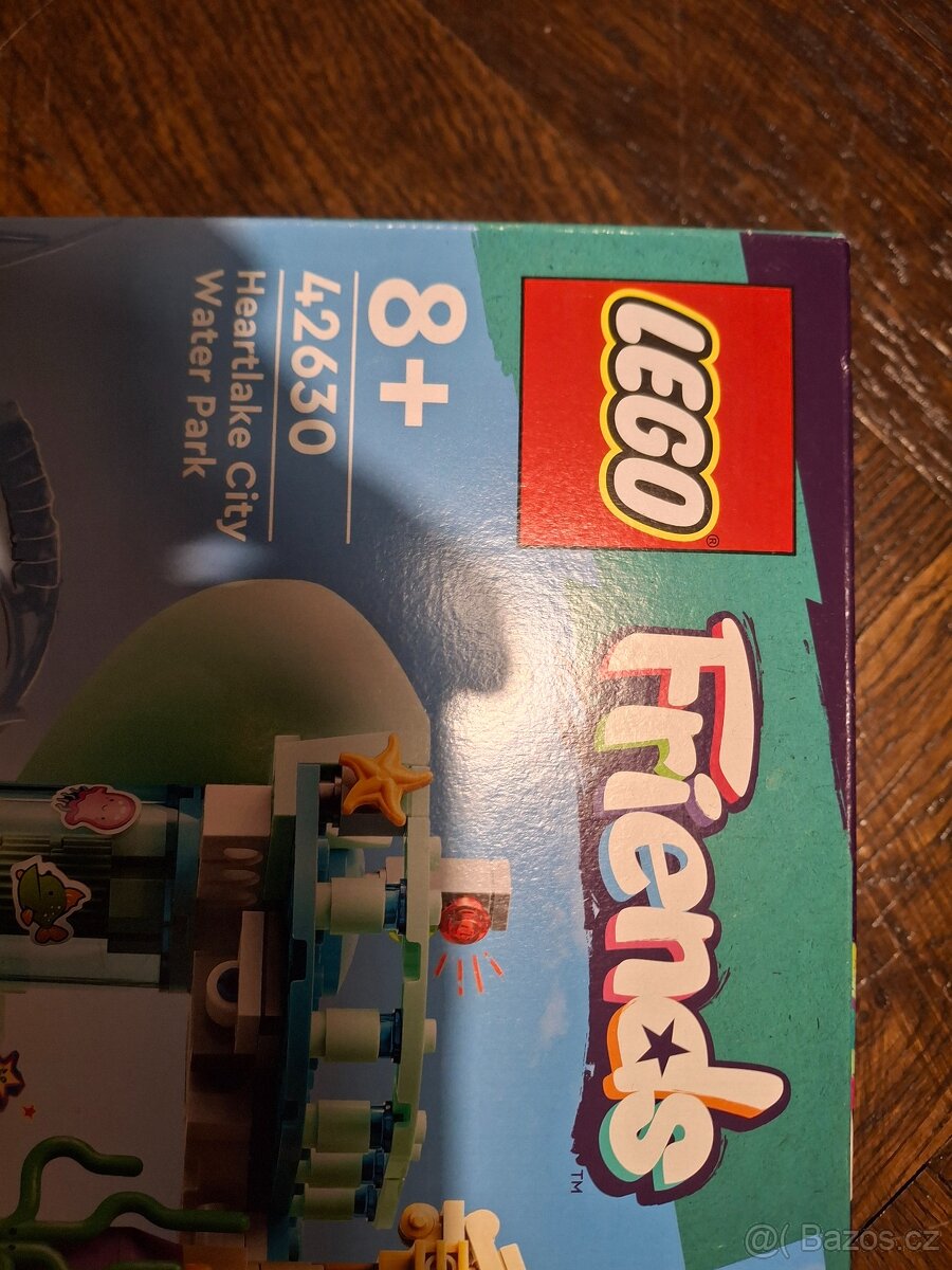LEGO FRIENDS 42630 HEARTLAKE CITY WATER PARK - 2