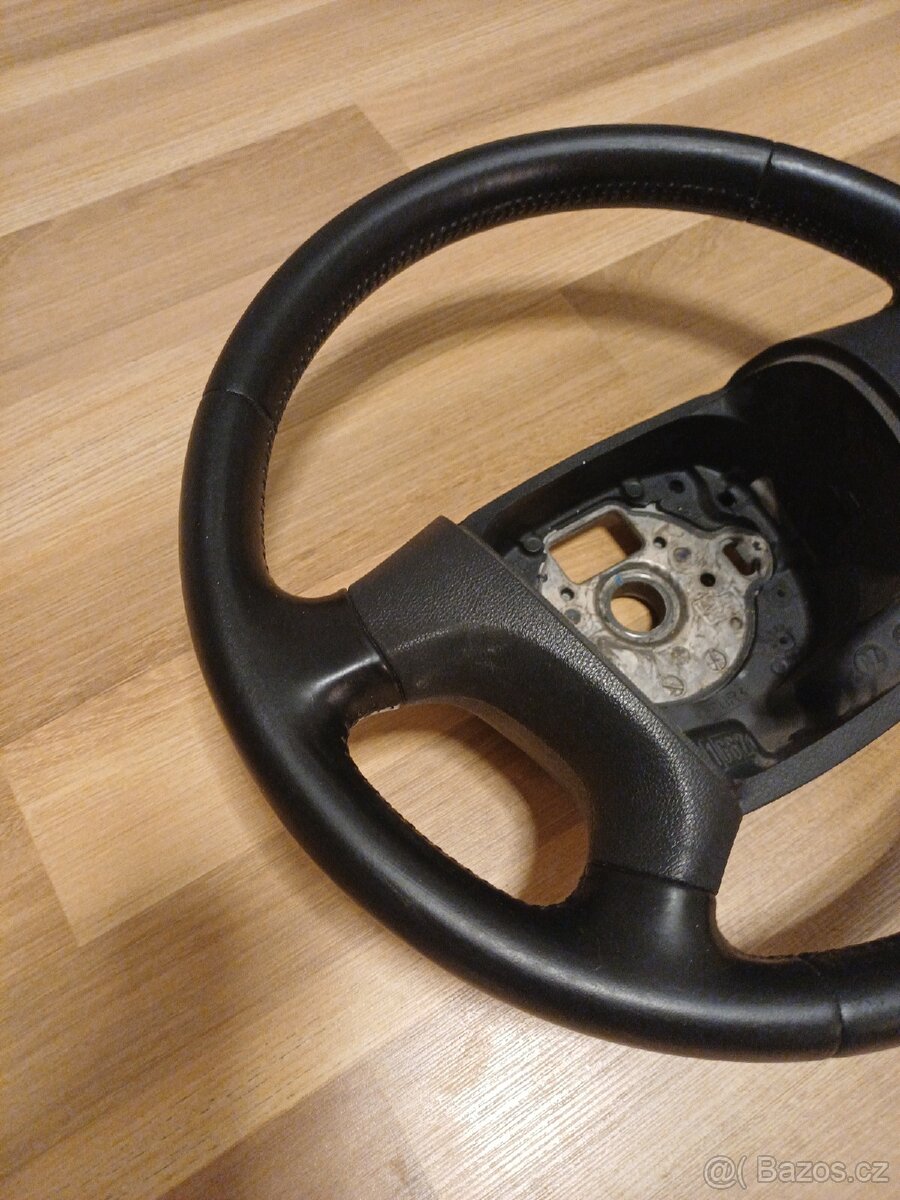 Kožený volant Škoda - 2