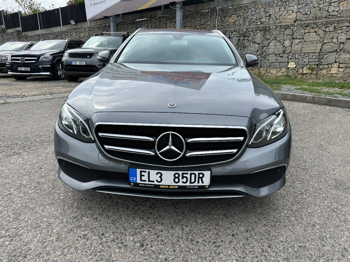 Mercedes-Benz E 300 2020 - 2