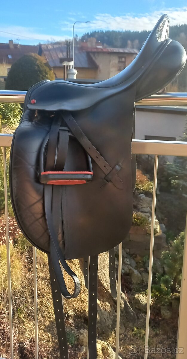 Luxusní drezurní sedlo 17,5" - 2