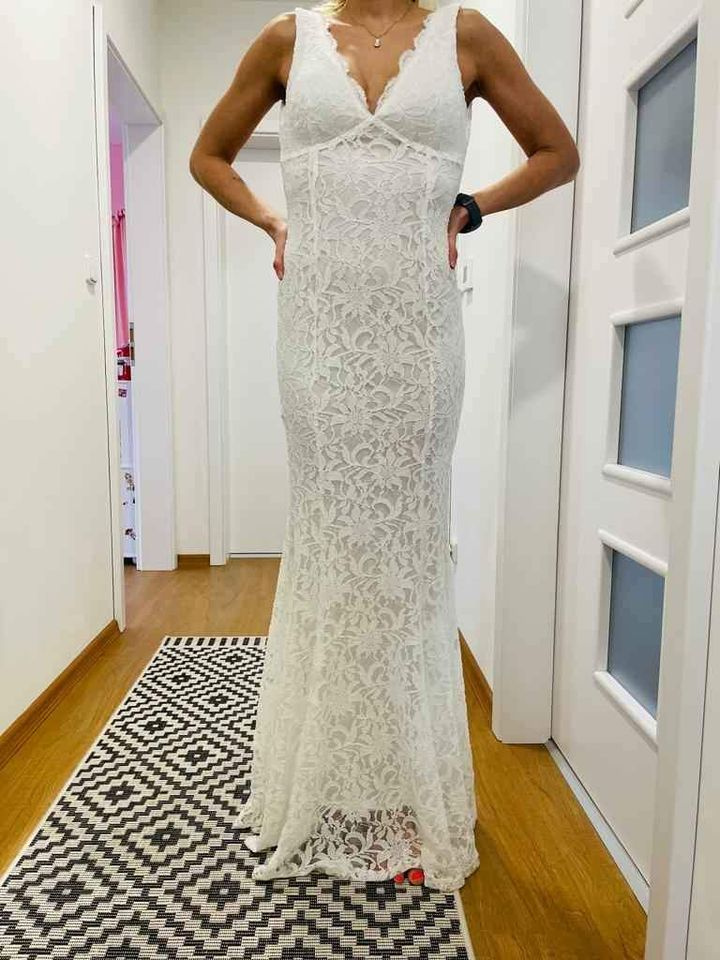 Krajkové svatební šaty - 2