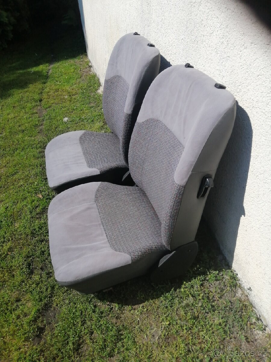 Ford escort mk4 sedačky 3 dvéř. - 2