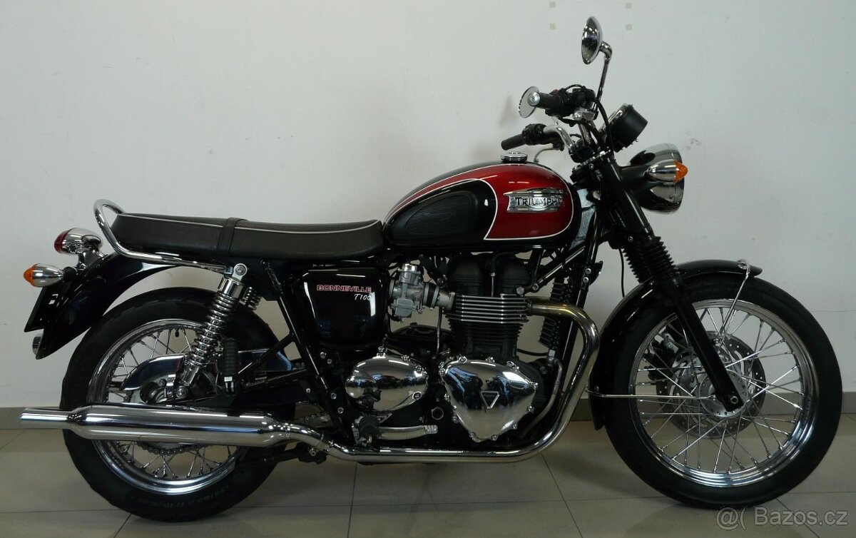 Triumph Bonneville T 100 - 2