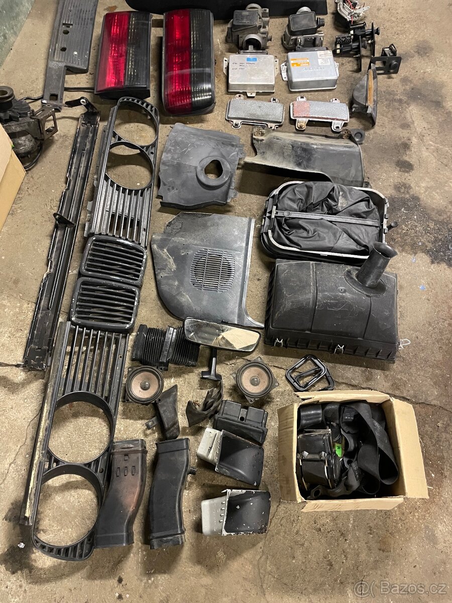 Prodám díly na bmw e30 - 2