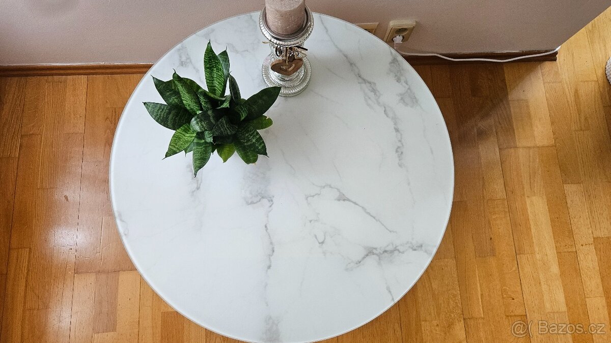 Konferenční stolek - 2