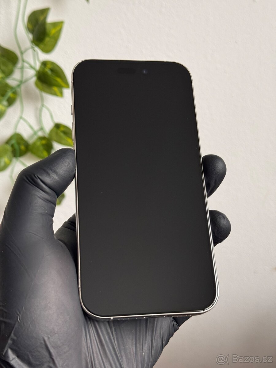 iPhone 15 Pro 128GB bílý - 2