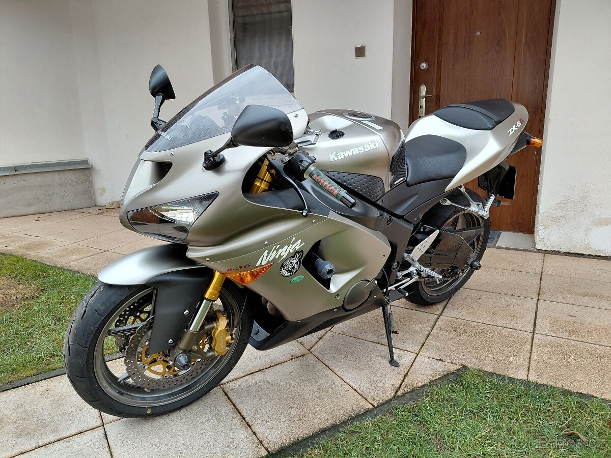 Kawasaki ZX6R - 2