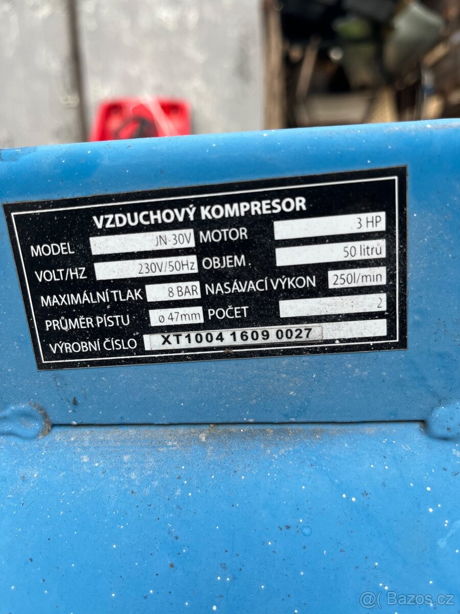 vzdušnik kompresoru 50l - 2