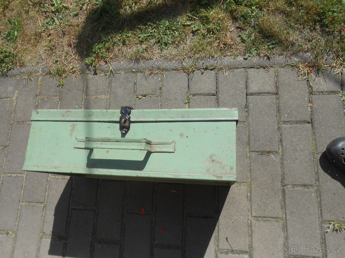 Kufr na nářadí - REZERVACE - 2