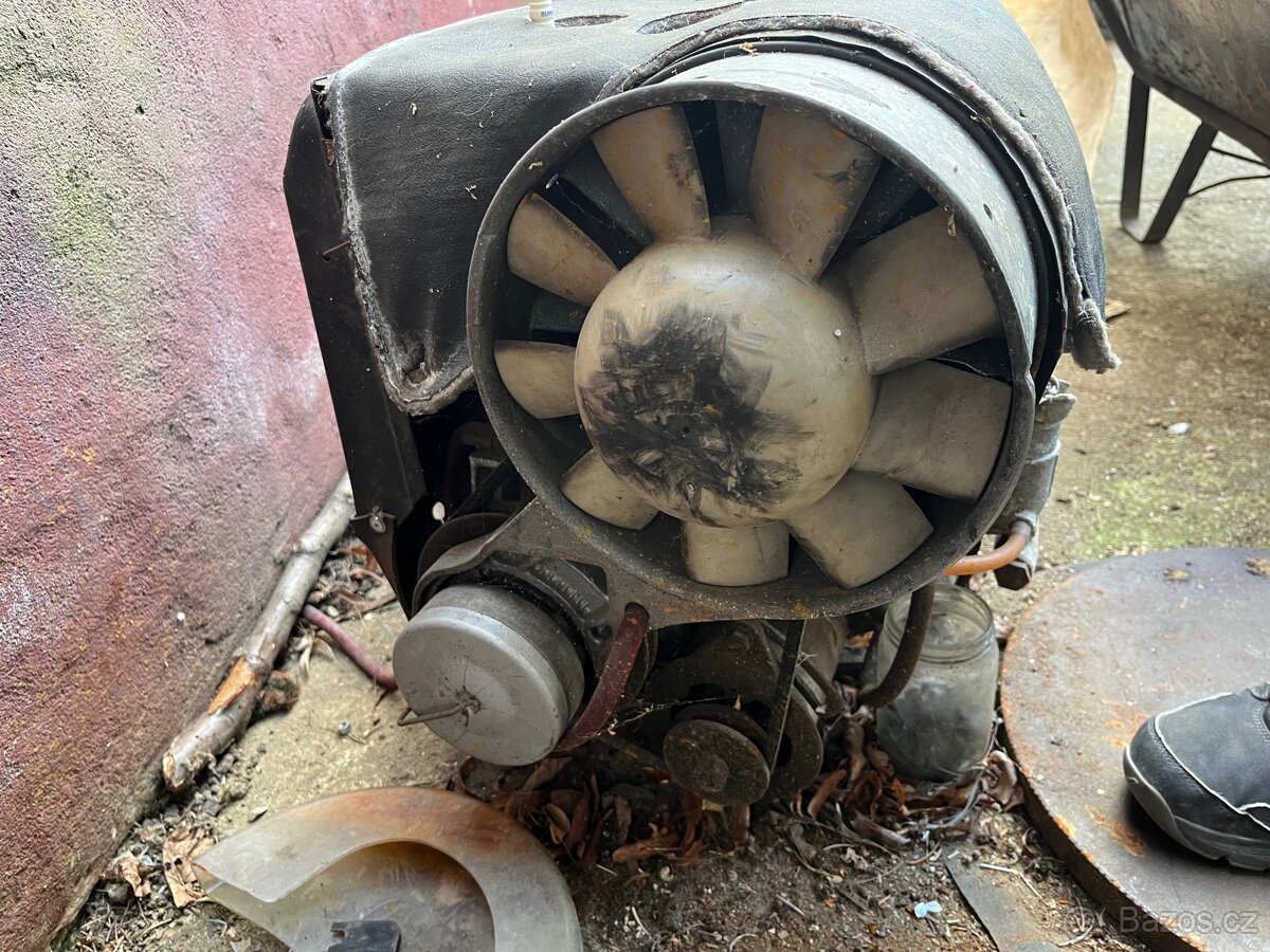 Motor + převodovka trabant - 2