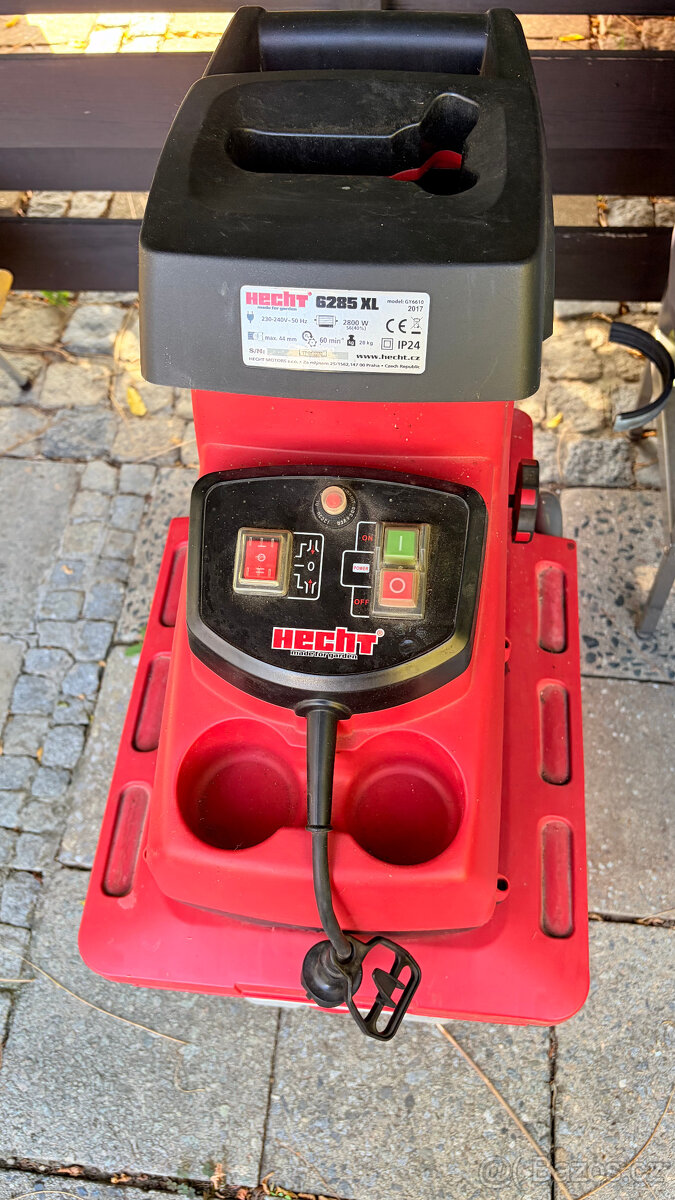 Elektrický drtič větví - 2