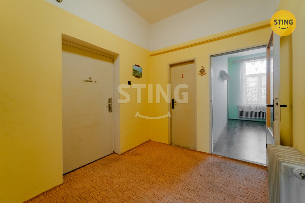 Prodej bytové jednotky 2 + 1 (71 m2) se zahradou a k, 131874 - 2