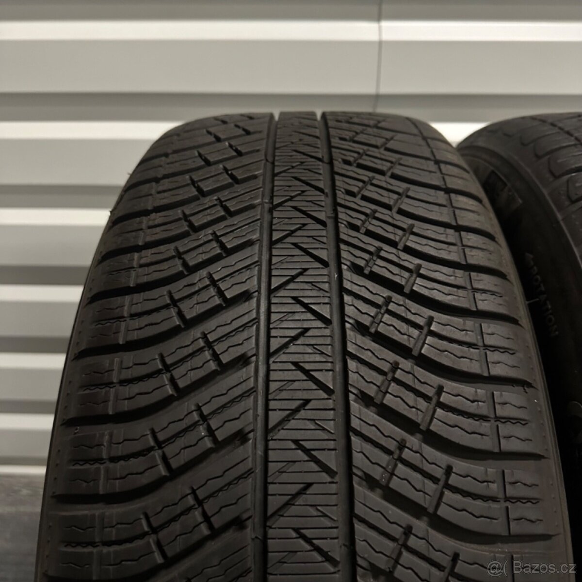 2ks pneu 255/55/19 MICHELIN - 2