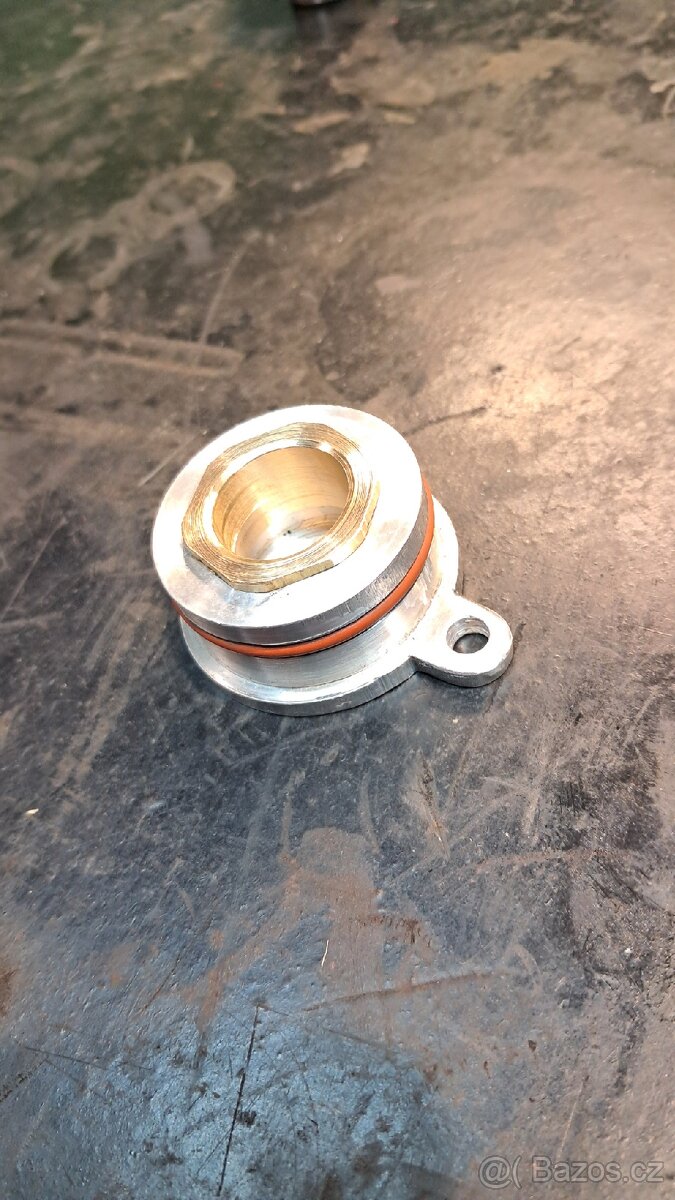 Yamaha DT 125 R X RE víčko přívěry pravé - 2