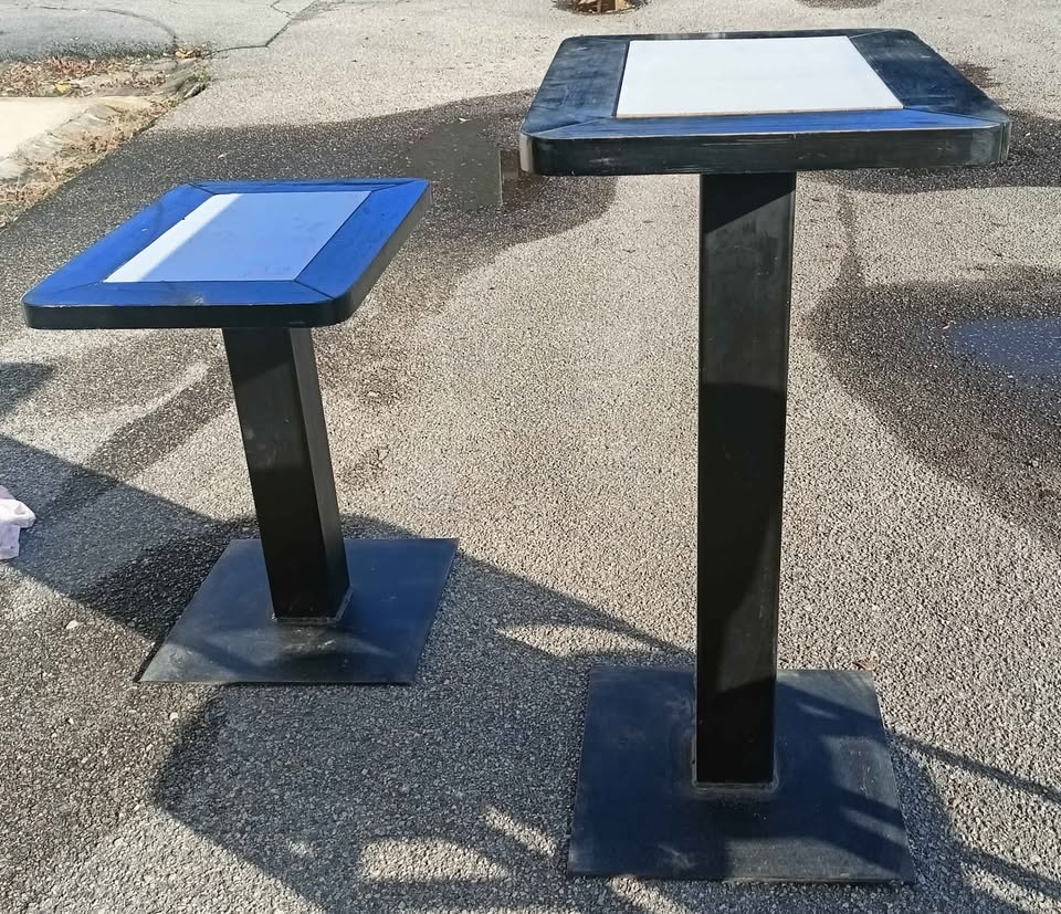 Ocelové podnože k barovému stolu - 2