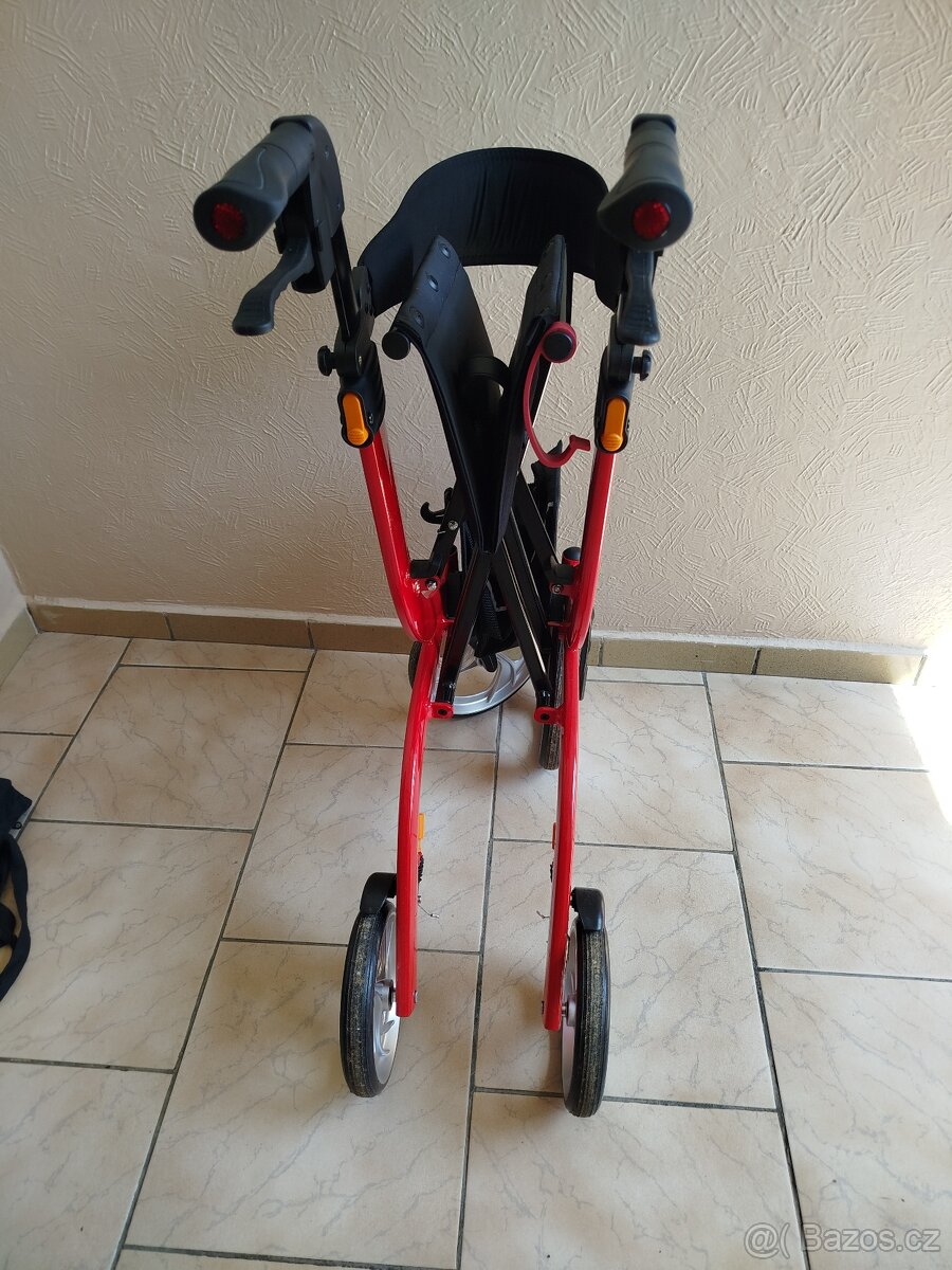 Vozítko pro seniory - 2