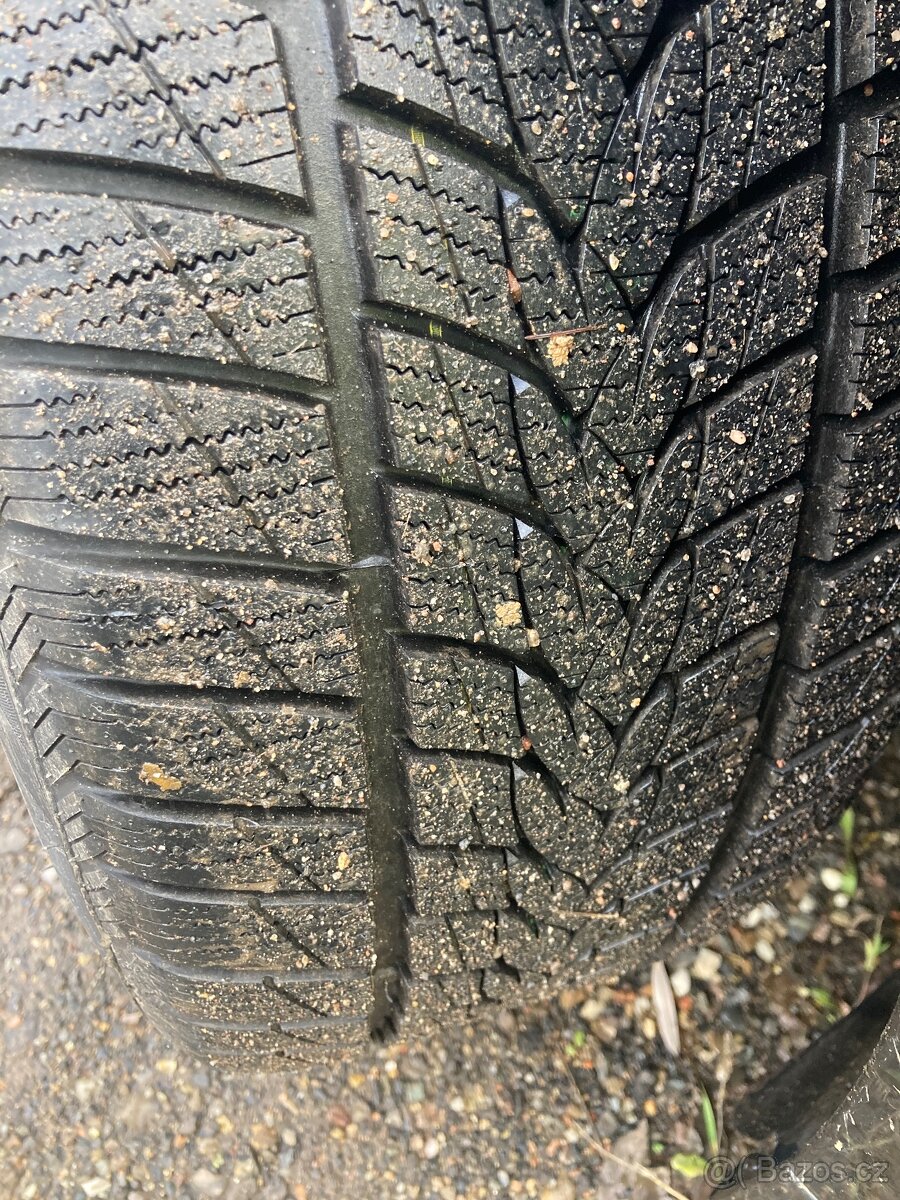 Zimni kola na BMW r19 - 2