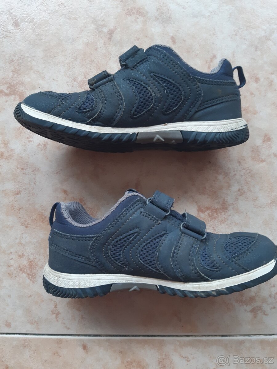 Celoroční nepromokavé boty Viking 33 (typ Cascade nízké) - 2