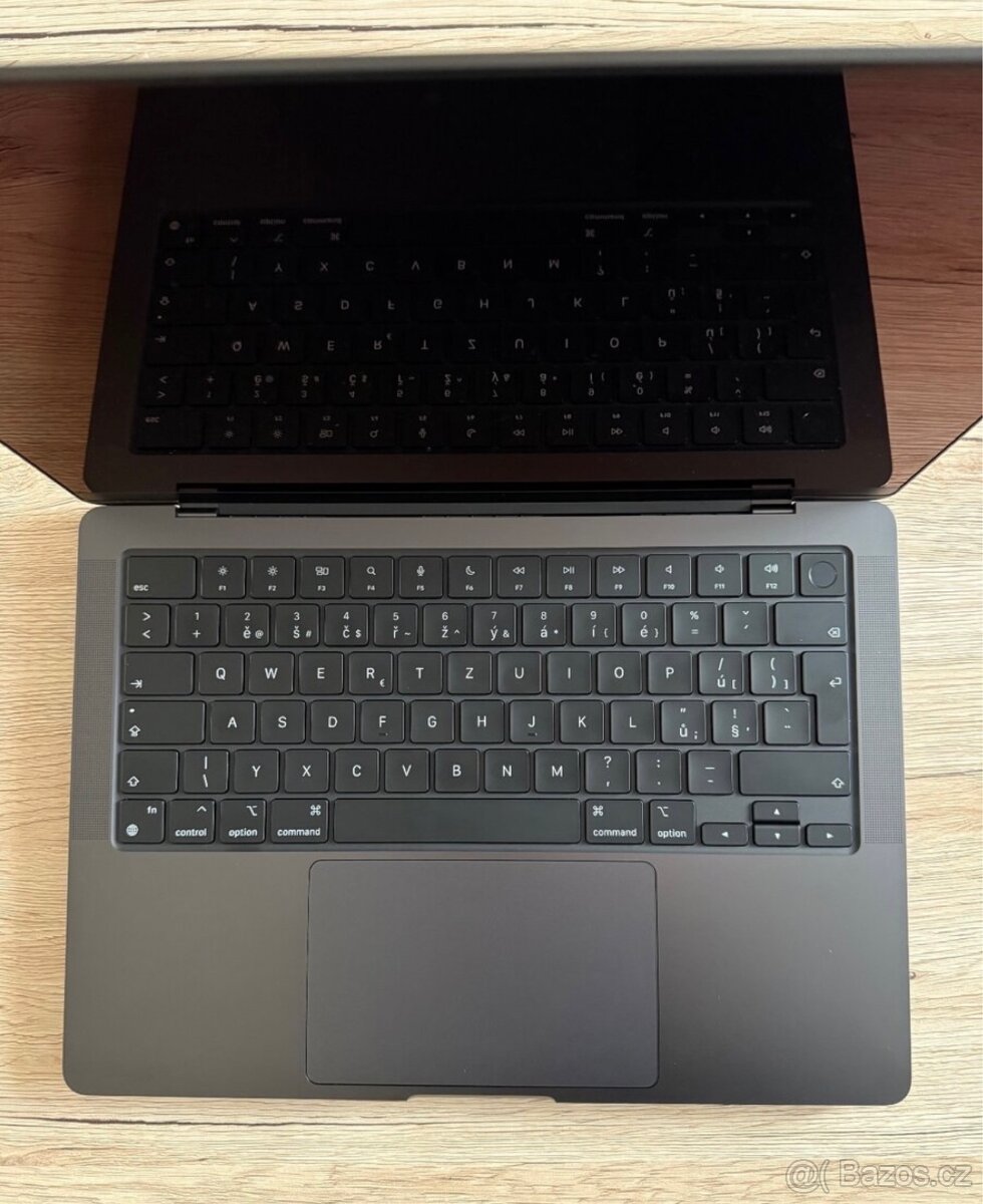 MacBook Pro 14 m4 16GB Ram/512GB SSD - jako nový - 2