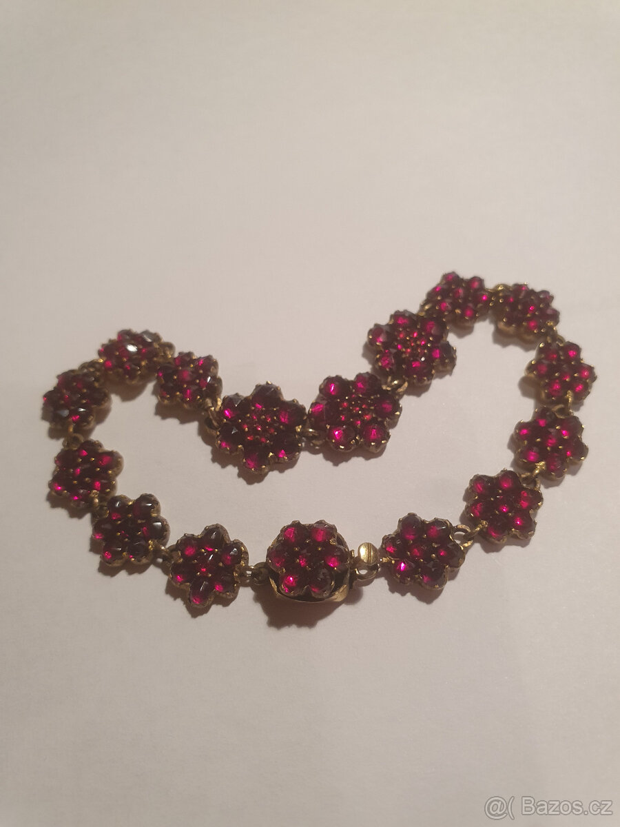 Náramek s českými granáty - 2