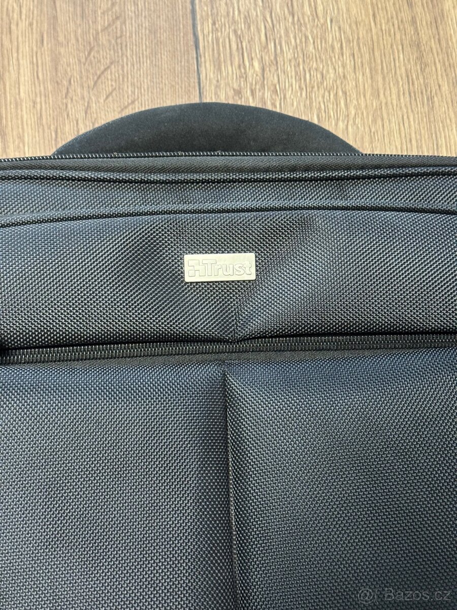 Kufřík / brašna na notebook (Trust) - 2