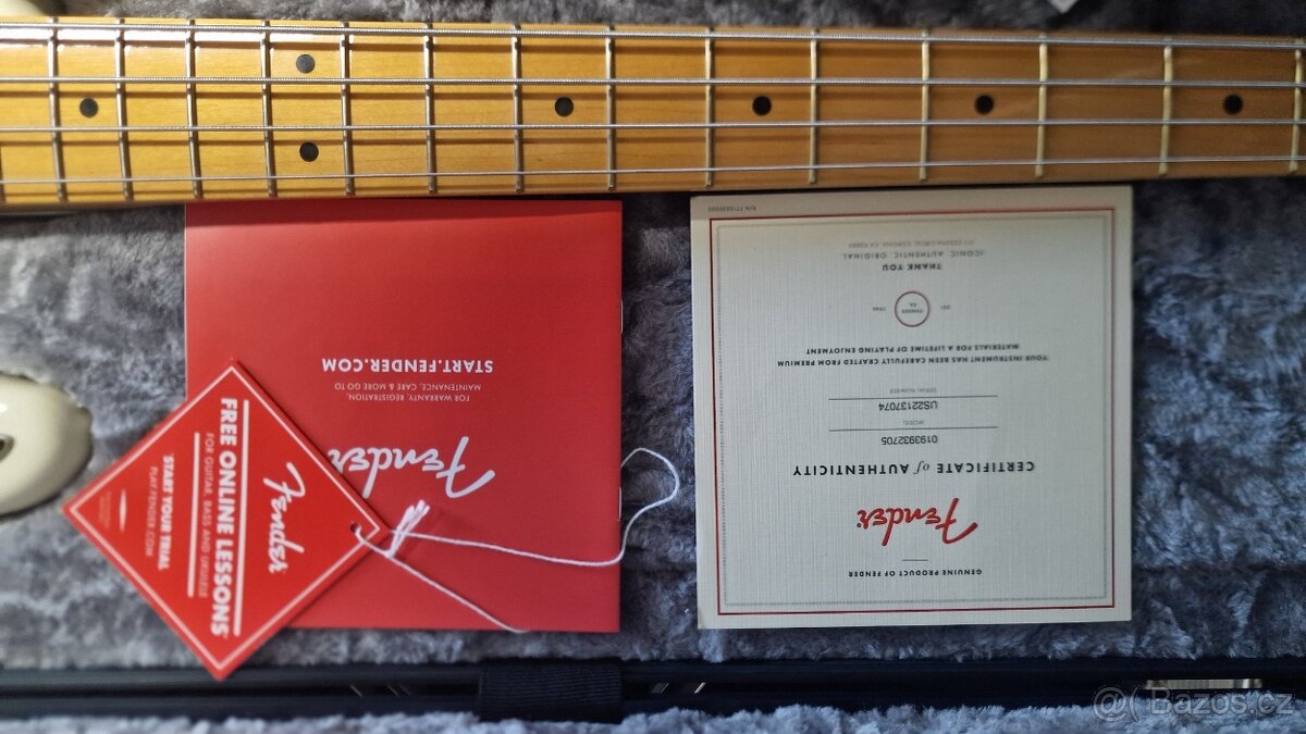 baskytaru Fender USA - 2