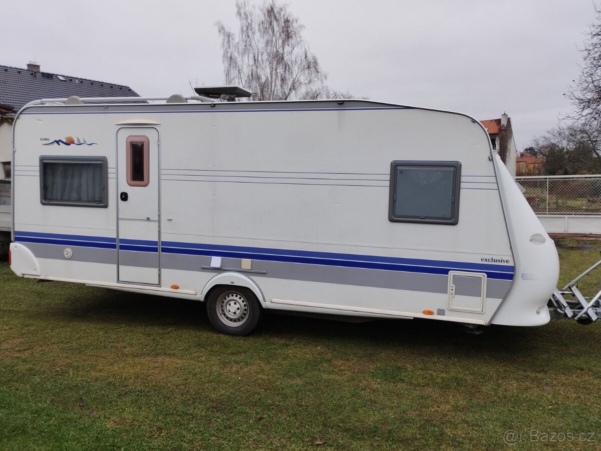 HOBBY 540UFe č.242. Pro 4. Fr. postel. Sprcha. Rok 2006 - 2