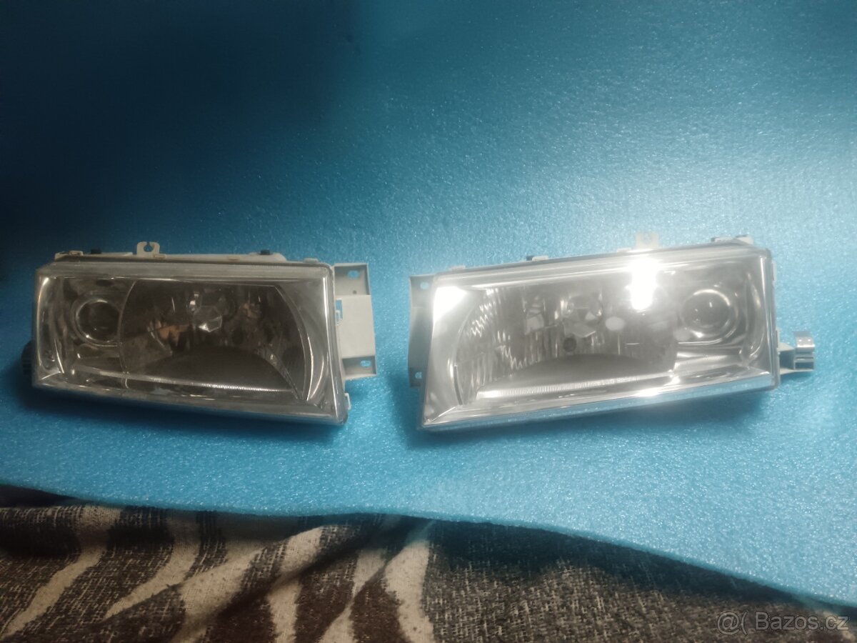 Škoda Octavia 1 fl přední světla - 2
