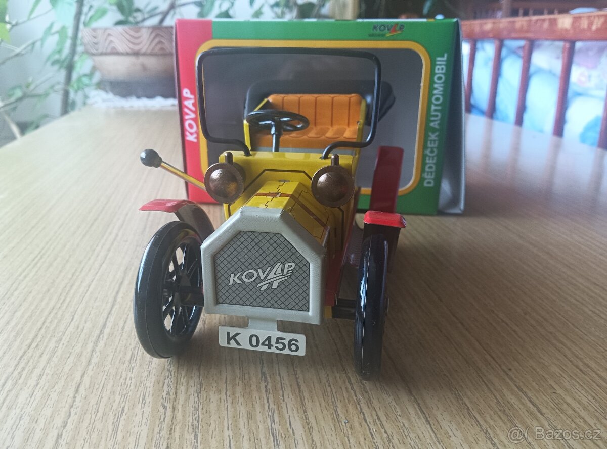 dědeček automobil - 2