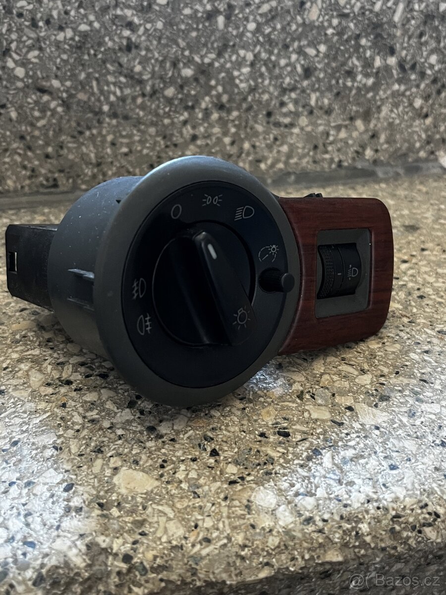 Vypínače světel Octavia 1 / VW - 2