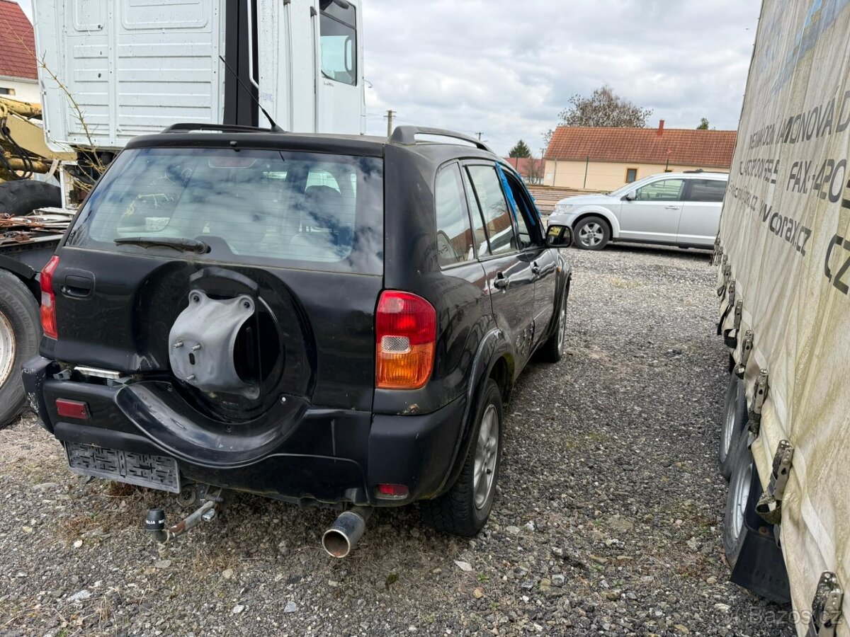 TOYOTA RAV 4 - 2