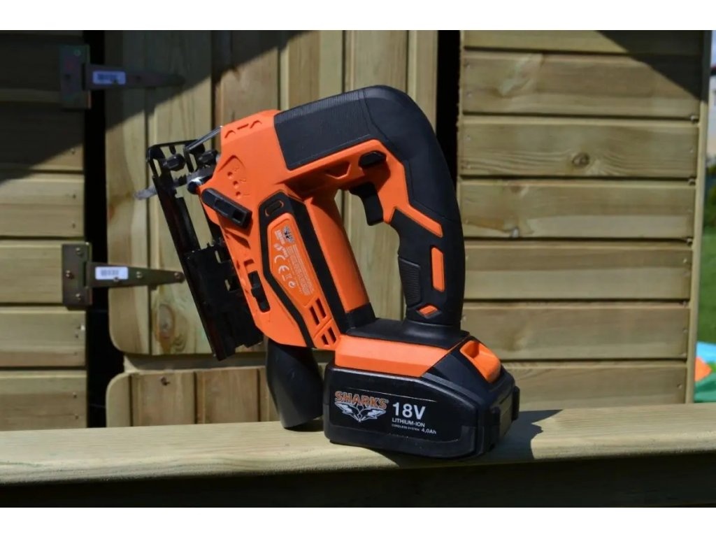 Přímočará pila aku SHARKS - 2