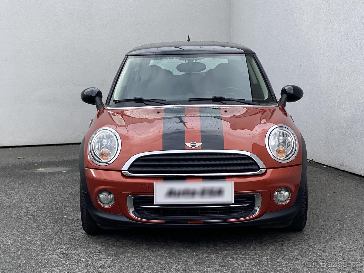 Mini Cooper 1.6i , 90 kW benzín, 2011 - 2