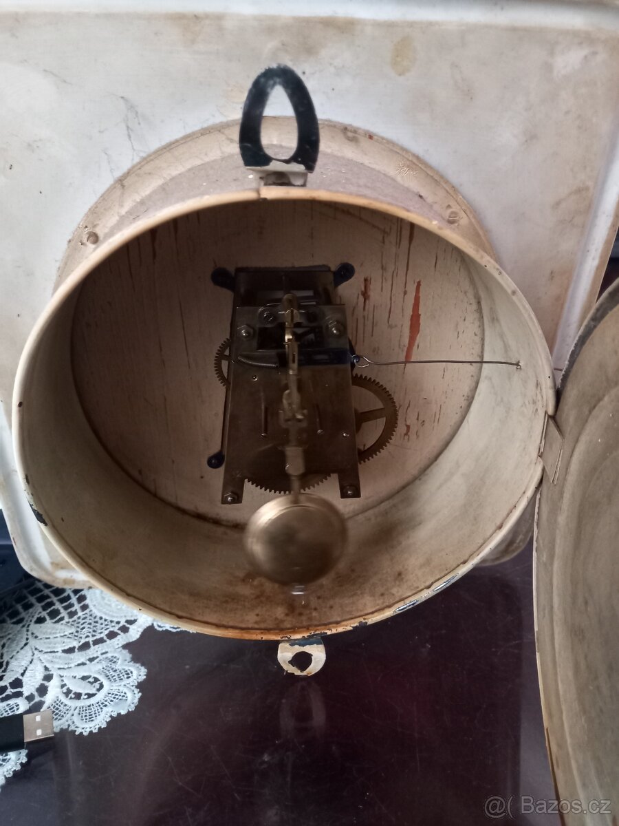 Prodám porcelánové kuchyňské hodiny - 2